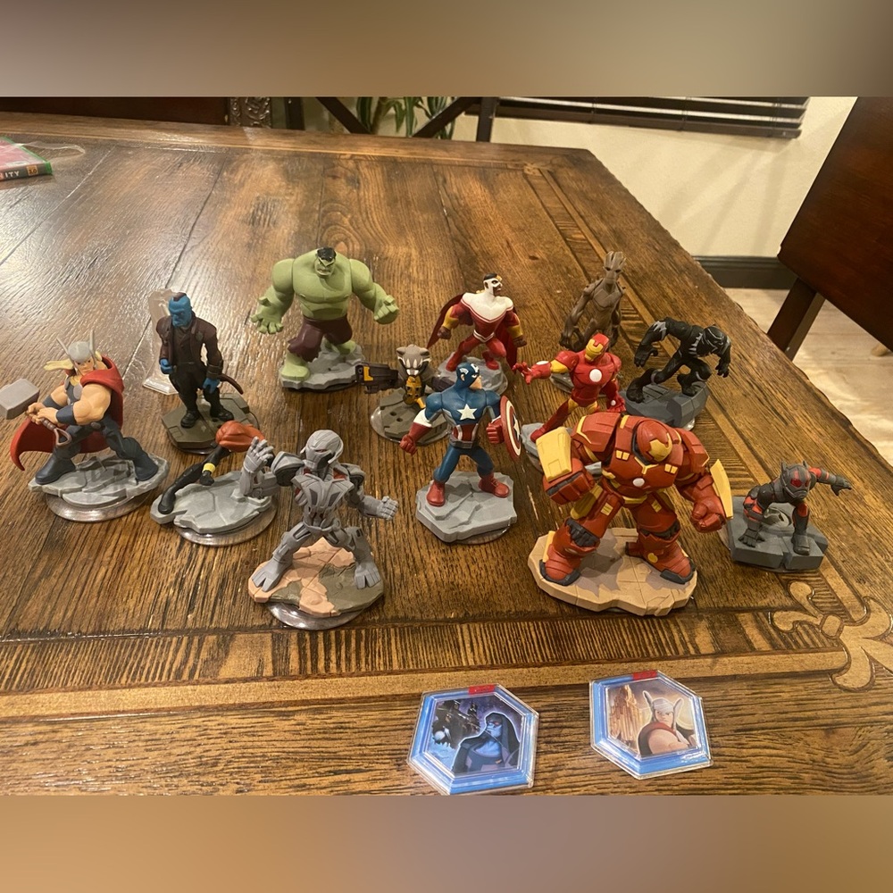 Disney Infinity Avengers bundle
